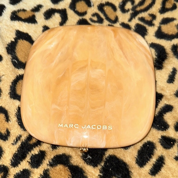 Marc Jacobs Cafe O!MEGA X THREE - Picture 2 of 3